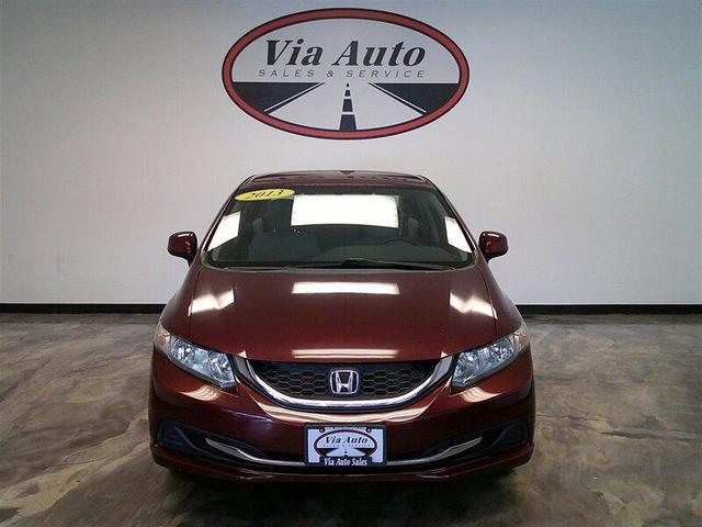 Photo of 2013 Crimson Pearl Honda Civic