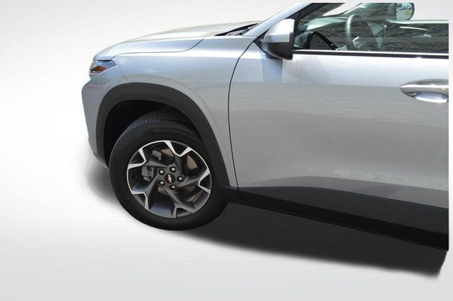 Photo of 2025 Sterling Gray Metallic Chevrolet Trax