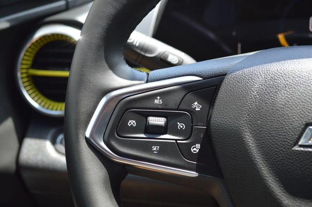 Photo of 2025 Sterling Gray Metallic Chevrolet Trax