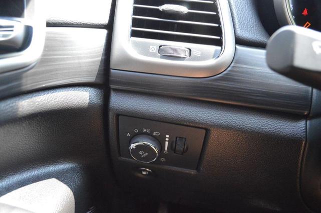 Photo of 2021 Billet Silver Metallic Clearcoat Jeep Grand Cherokee