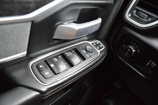 Photo of 2023 Diamond Black RAM 2500