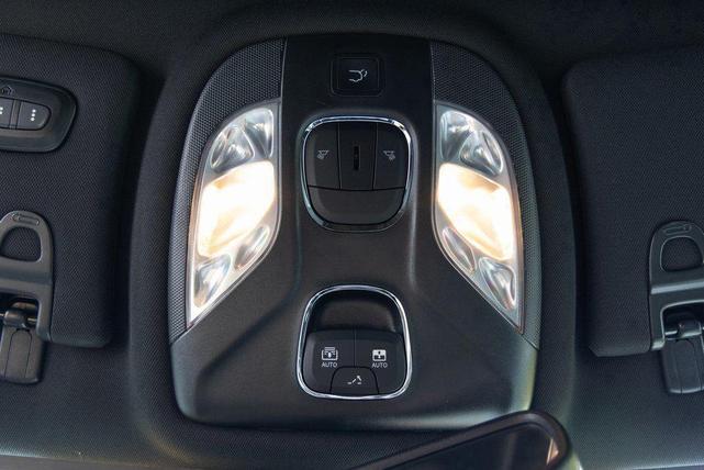 Photo of 2023 Redline Pearlcoat Jeep Compass