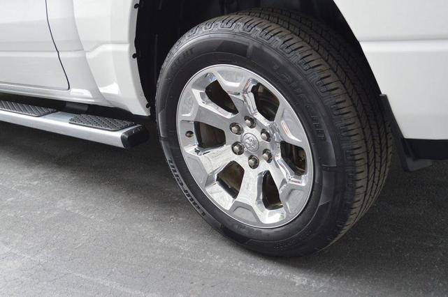 Photo of 2019 Bright White Clearcoat RAM 1500