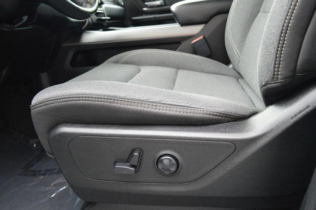 Photo of 2019 Bright White Clearcoat RAM 1500