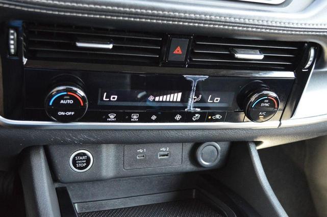Photo of 2021 Gun Metallic Nissan Rogue