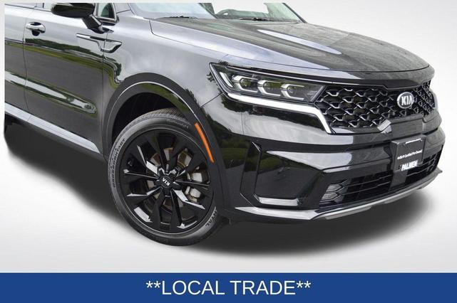 Photo of 2021 Ebony Black Kia Sorento