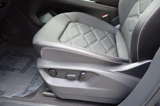 Photo of 2024 Platinum Gray Metallic Volkswagen Atlas