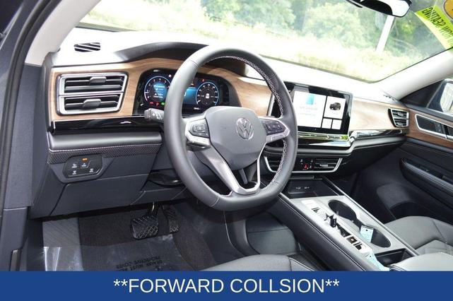 Photo of 2024 Platinum Gray Metallic Volkswagen Atlas