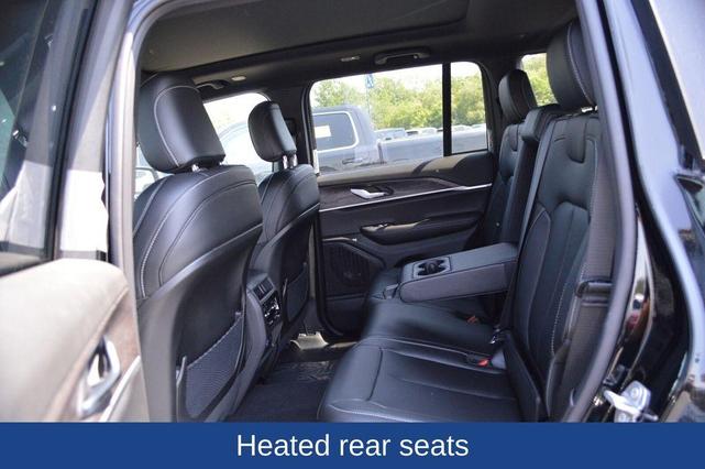 Photo of 2025 Diamond Black Jeep Grand Cherokee