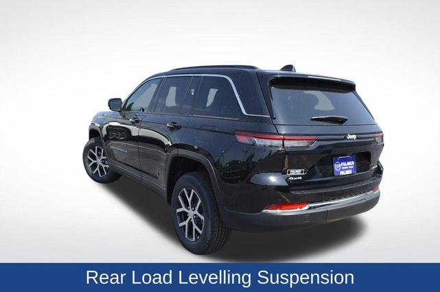 Photo of 2025 Diamond Black Jeep Grand Cherokee