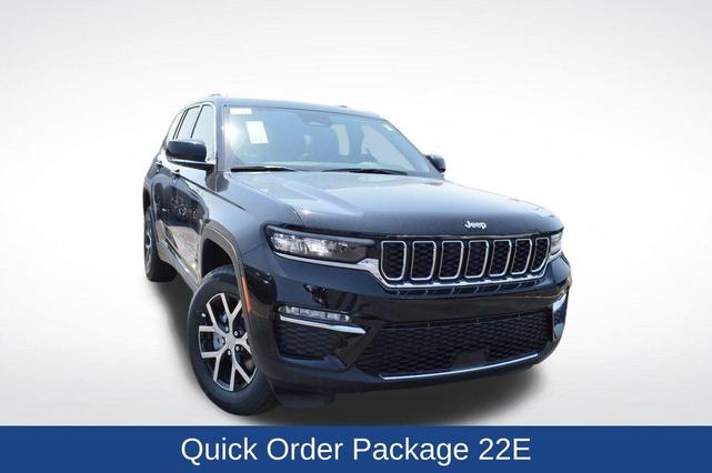 Photo of 2025 Diamond Black Jeep Grand Cherokee