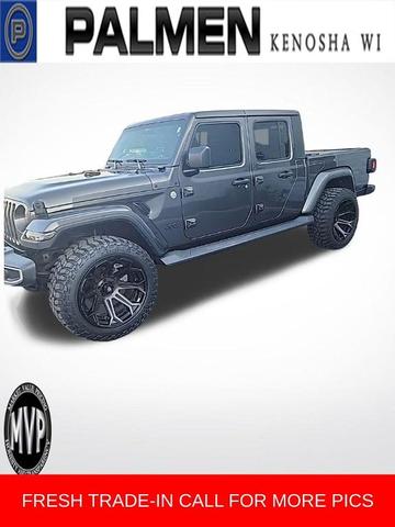Photo of 2021 Granite Crystal Clearcoat Metallic Jeep Gladiator