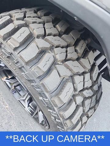Photo of 2021 Granite Crystal Clearcoat Metallic Jeep Gladiator