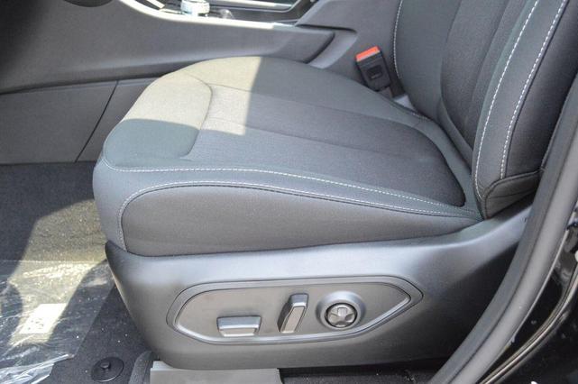 Photo of 2025 Diamond Black Jeep Grand Cherokee L