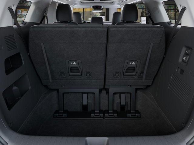 Photo of 2026 Snow White Pearl Kia Carnival