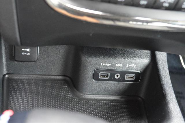 Photo of 2018 DB Black Crystal Clearcoat Dodge Durango