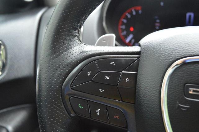 Photo of 2018 DB Black Crystal Clearcoat Dodge Durango