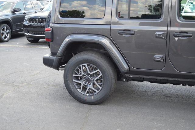 Photo of 2025 Granite Crystal Clearcoat Metallic Jeep Wrangler