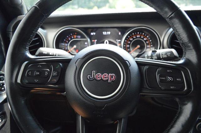 Photo of 2018 Granite Crystal Clearcoat Metallic Jeep Wrangler Unlimited