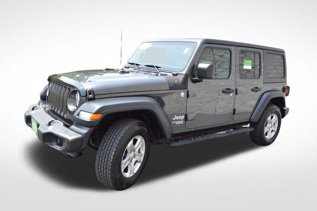 Photo of 2018 Granite Crystal Clearcoat Metallic Jeep Wrangler Unlimited