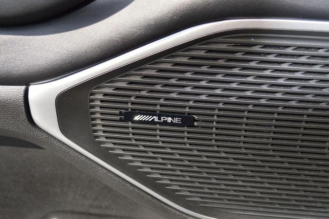 Photo of 2025 Diamond Black Jeep Wagoneer