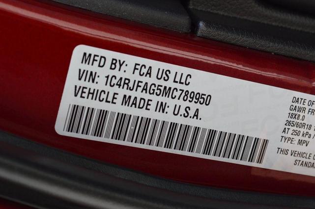 Photo of 2021 Velvet Red Pearlcoat Jeep Grand Cherokee