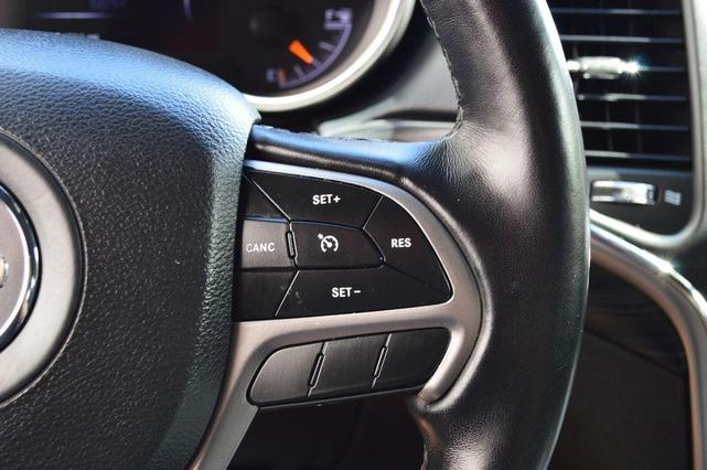 Photo of 2021 Velvet Red Pearlcoat Jeep Grand Cherokee