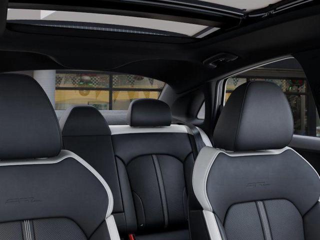 Photo of 2025 Wolf Gray Kia K5