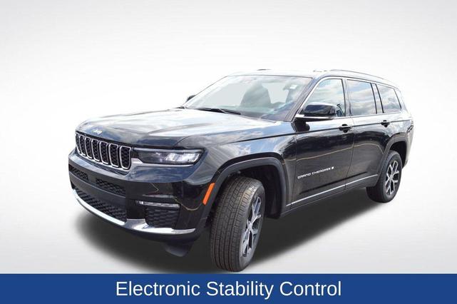 Photo of 2025 Diamond Black Jeep Grand Cherokee L