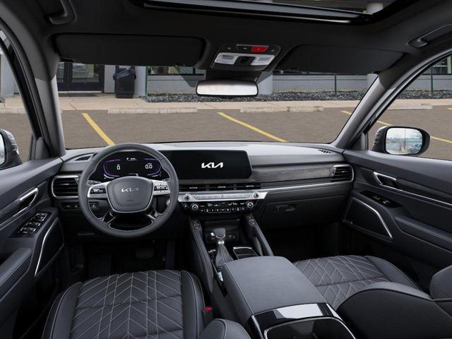Photo of 2025 Ebony Black Kia Telluride