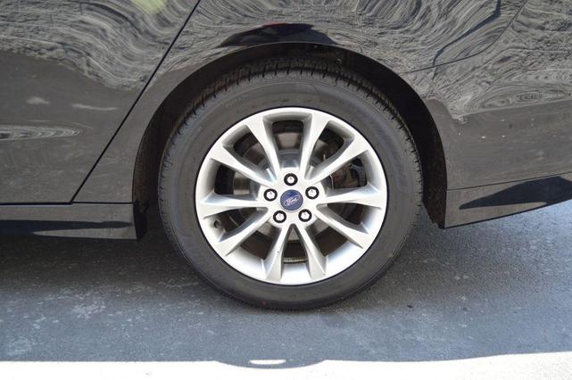 Photo of 2017 Shadow Black Ford Fusion