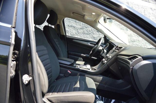 Photo of 2017 Shadow Black Ford Fusion