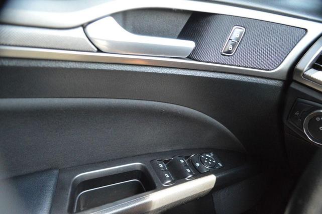 Photo of 2017 Shadow Black Ford Fusion