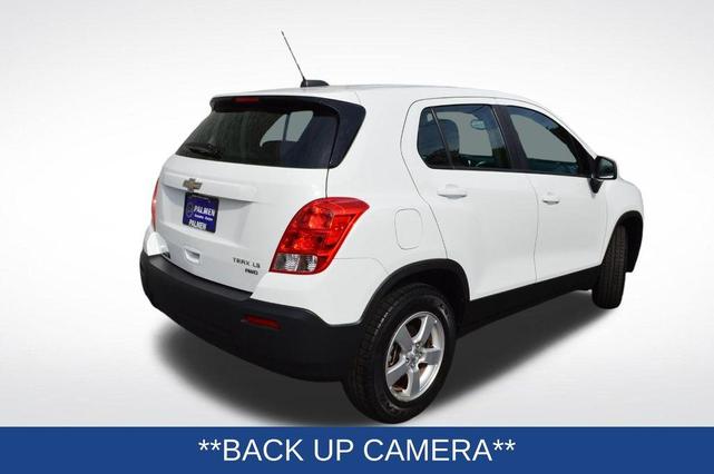 Photo of 2016 Summit White Chevrolet Trax