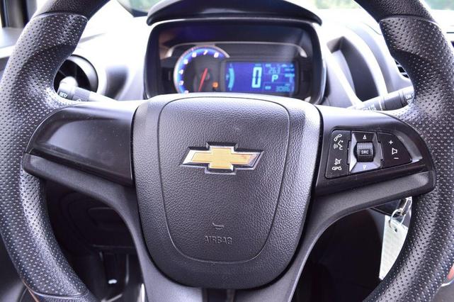 Photo of 2016 Summit White Chevrolet Trax