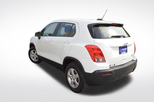 Photo of 2016 Summit White Chevrolet Trax