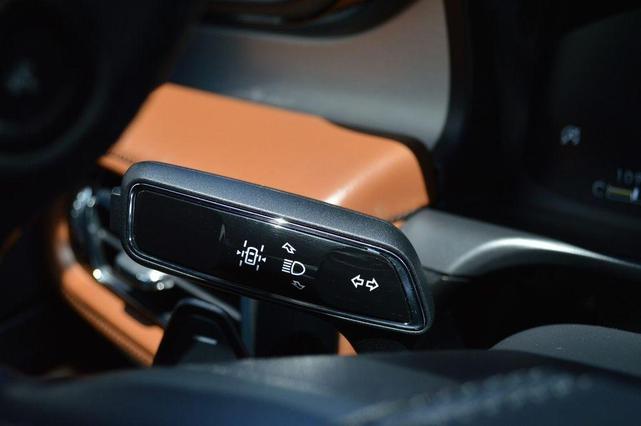 Photo of 2023 Black Lincoln Aviator