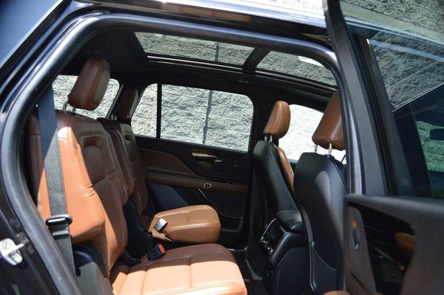 Photo of 2023 Black Lincoln Aviator