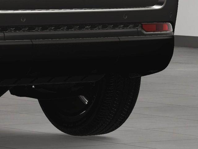 Photo of 2025 Metallic Jeep Grand Cherokee