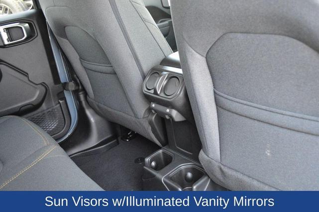 Photo of 2025 Anvil Clearcoat Jeep Wrangler