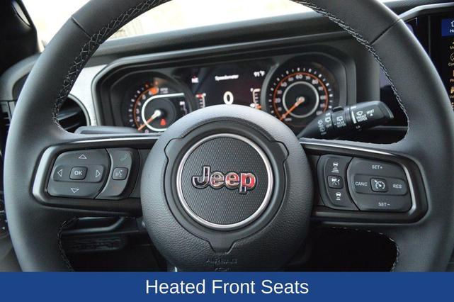 Photo of 2025 Anvil Clearcoat Jeep Wrangler
