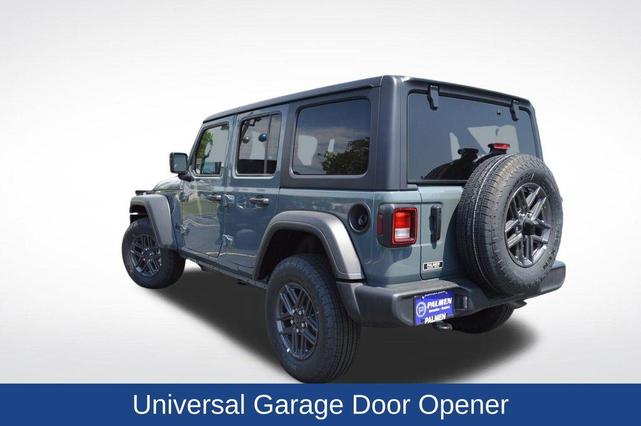 Photo of 2025 Anvil Clearcoat Jeep Wrangler