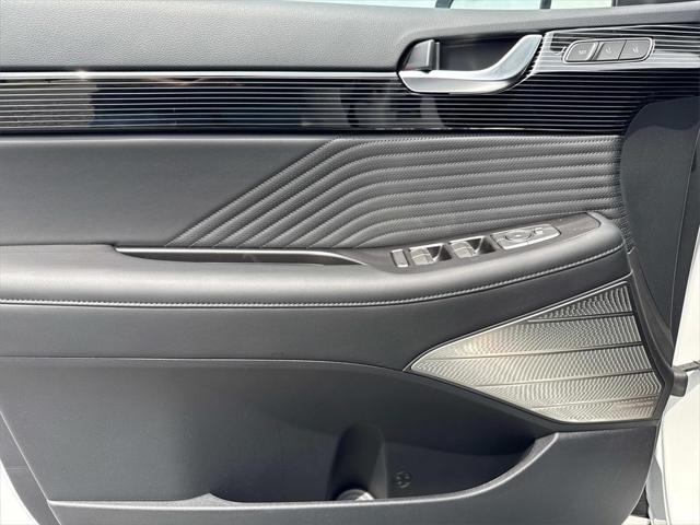 Photo of 2025 Hyper White Hyundai PALISADE