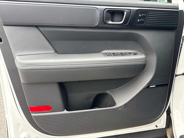 Photo of 2025 Serenity White Hyundai SANTA FE HEV