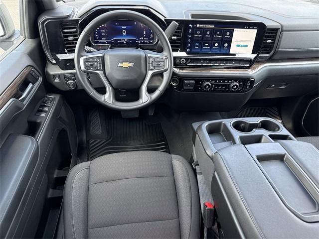 Photo of 2025 Summit White Chevrolet Silverado 1500