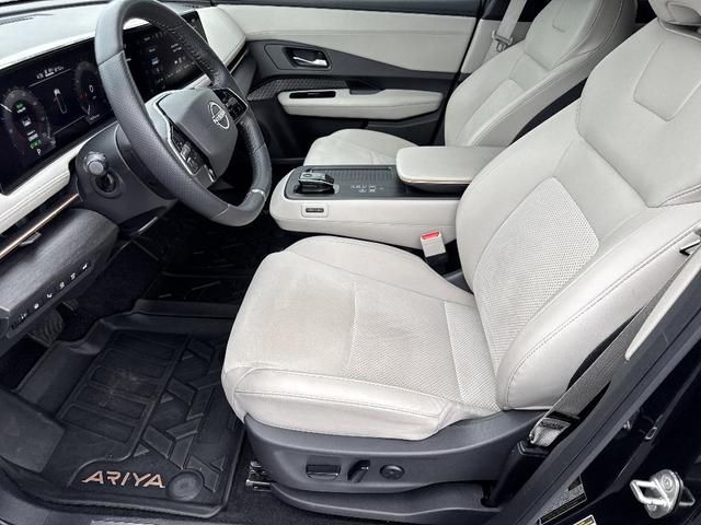 Photo of 2024 Dark Bluish Green Metallic Nissan ARIYA