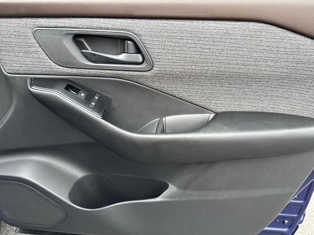 Photo of 2023 Caspian Blue Metallic Nissan Rogue
