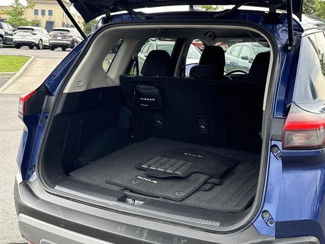 Photo of 2023 Caspian Blue Metallic Nissan Rogue