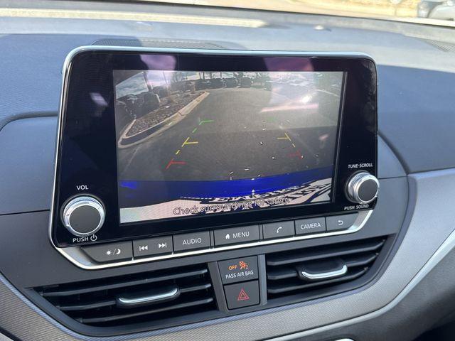 Photo of 2025 Bluestone Pearl Nissan Altima