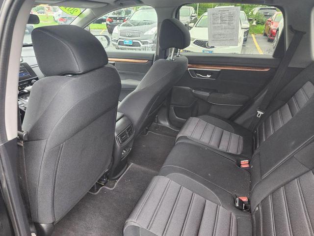 Photo of 2018 Obsidian Blue Pearl Honda CR-V